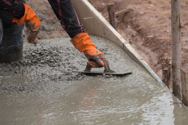 Biggest DIY Concrete Pouring Mistakes Homeowners Make