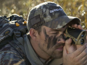 How to Choose a Rangefinder for Hunting