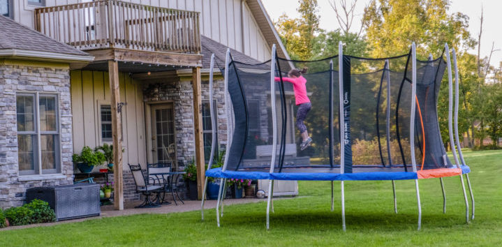 how to choose the trampolines
