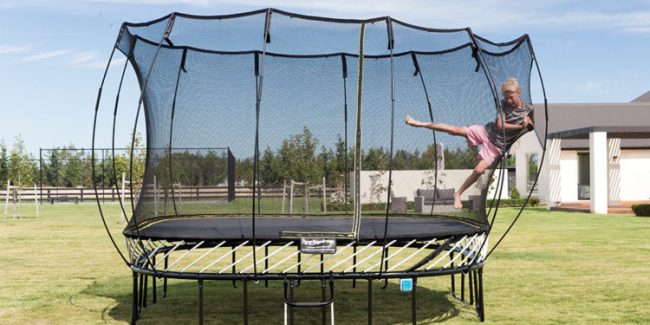 Trampoline Safety While on the Trampoline