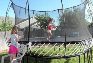 springless trampoline