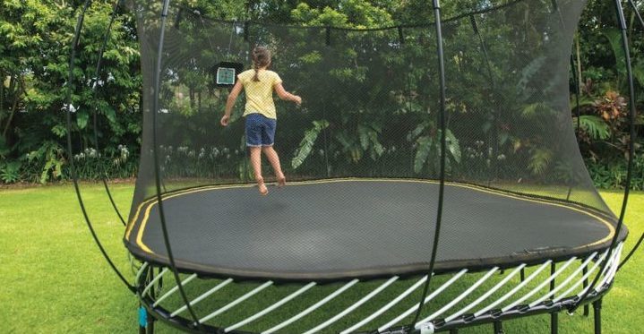 Springfree Trampoline 8' x 13' Large Oval Trampoline with Enclosure