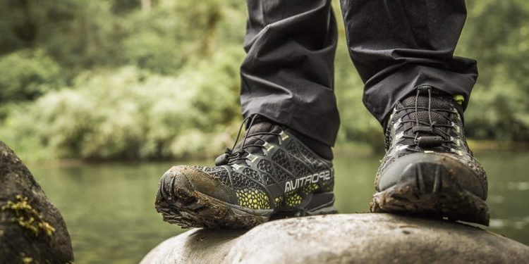 choose tips for hiking shoes