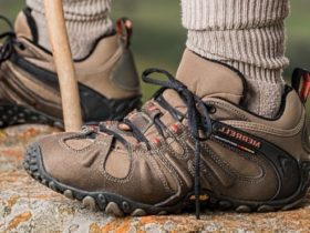 how to choose hiking shoes