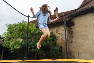 best 15 ft trampoline