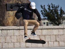 How to Tre flip (360 flips) on a Skateboard