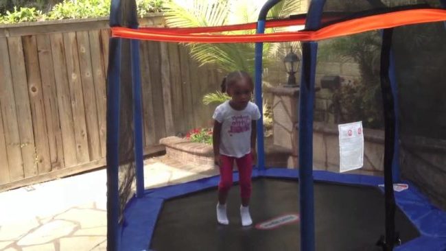 Little Tikes 7′ Trampoline